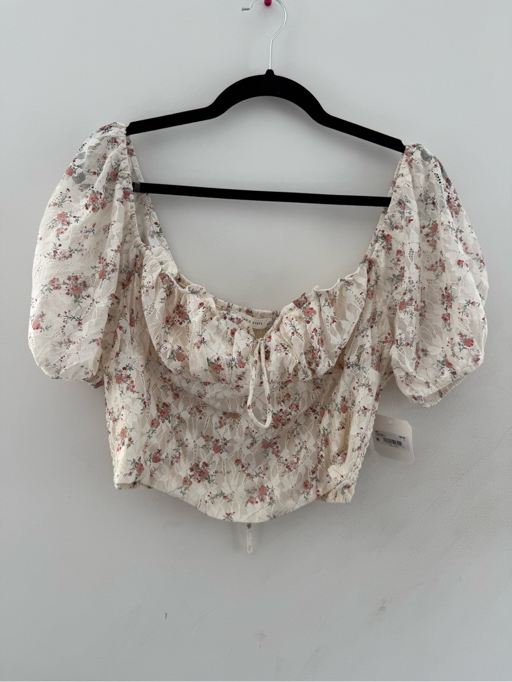 Altar’d State Ivory Floral Lace Puff Sleeve Crop Top - Size L